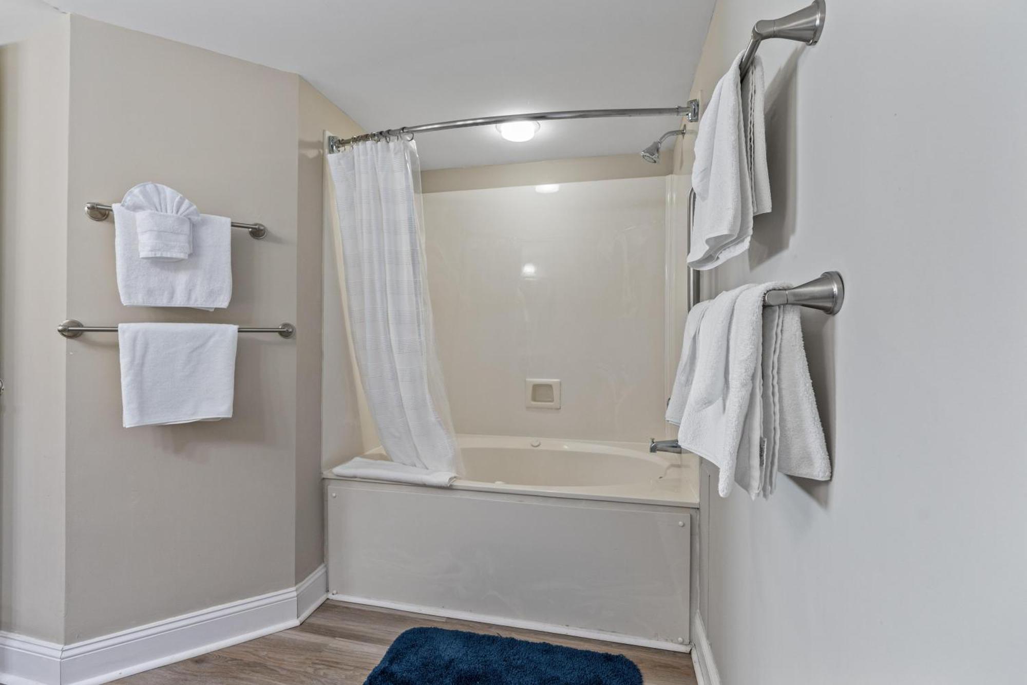 Bahama Sands Ph3 - Oceanfront - Crescent Beach Section Миртл-Бич Экстерьер фото